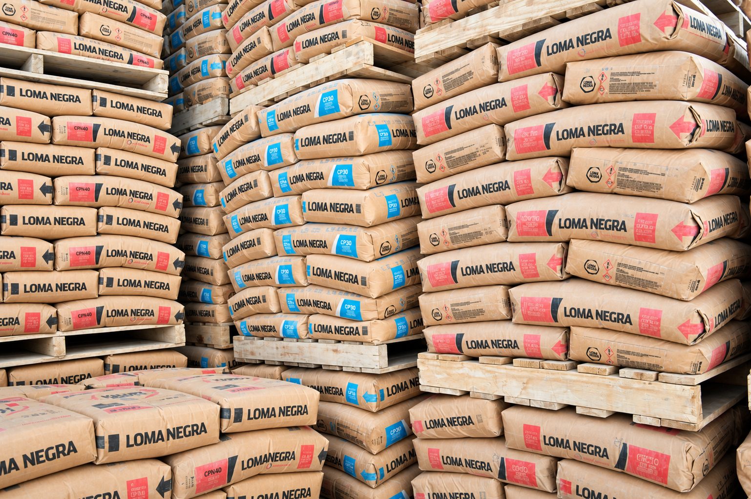 Bolsas de materiales almacenadas
