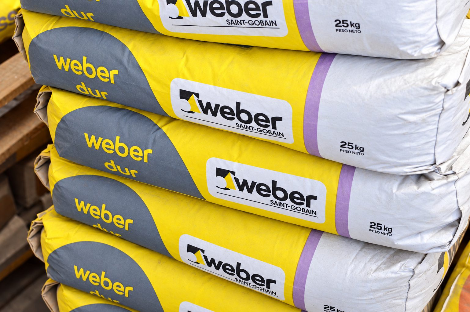 Adhesivos y materiales Weber